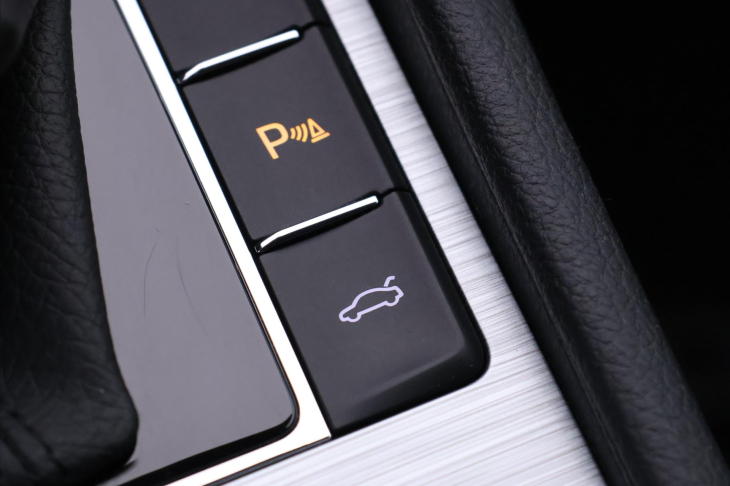 Škoda Superb 2,0 TDI 110 kW Ambition DSG