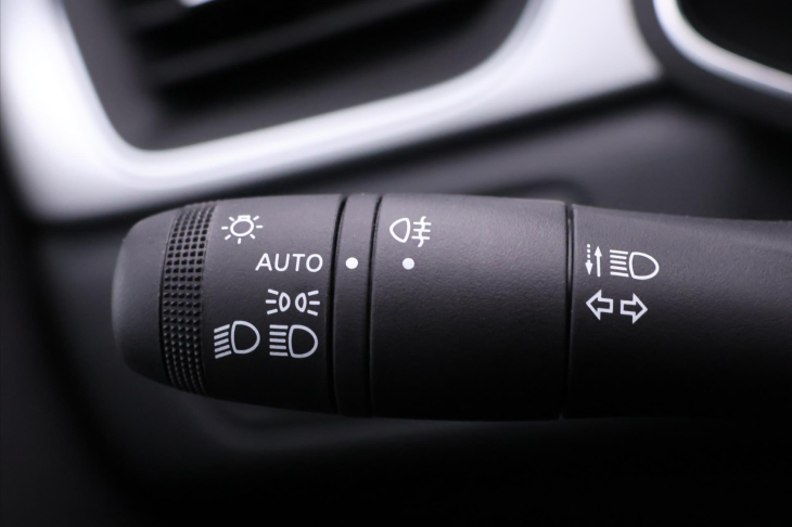 Renault Captur 1,3 TCe 103kW Aut. Kůže CZ