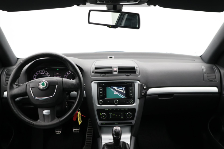 Škoda Octavia 2,0 TDI RS 125kW Xenon