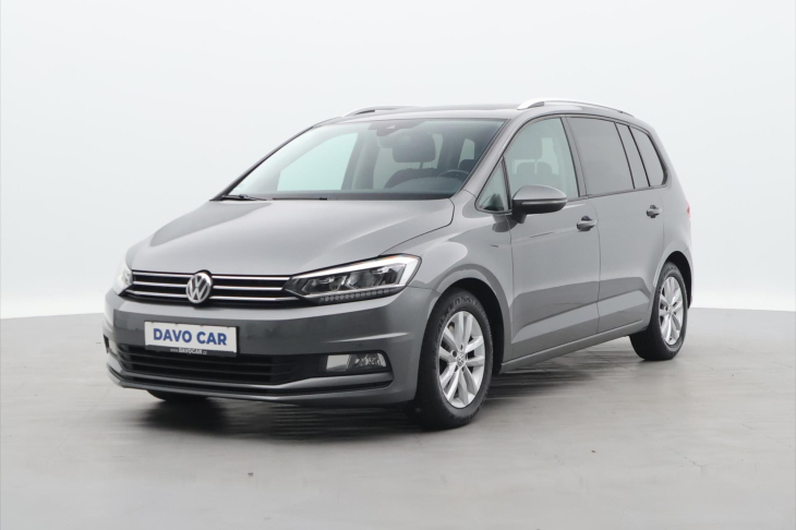 Volkswagen Touran 1,6 TDI DSG Panorama LED 1.Maj