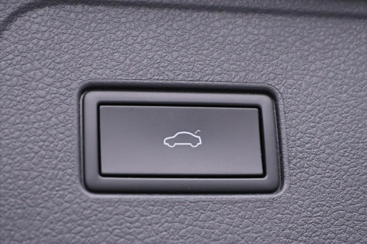 Volkswagen Passat 2,0 TDI 147kW DPH