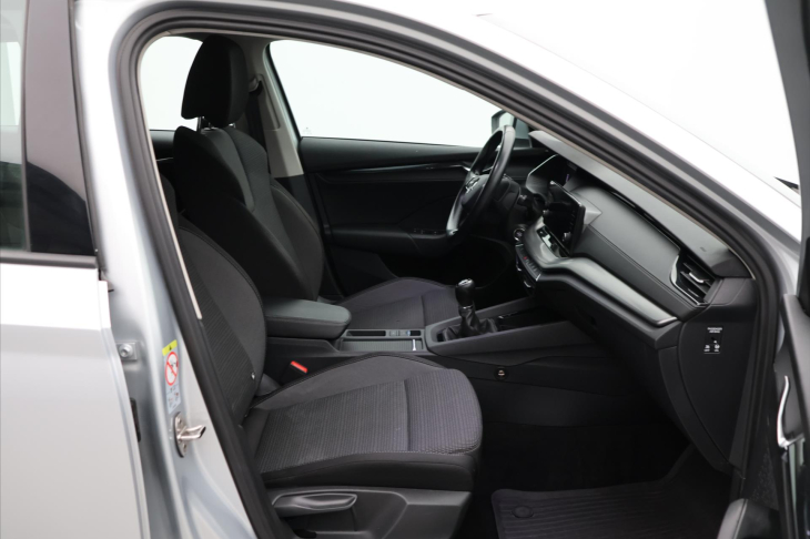 Škoda Octavia 2,0 TDI 85kW Ambition CZ DPH