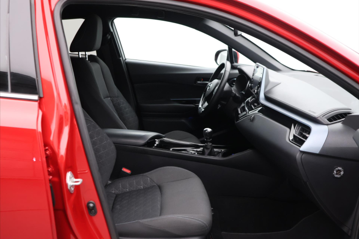Toyota C-HR 1,2 Turbo 85kW Style CZ Navi