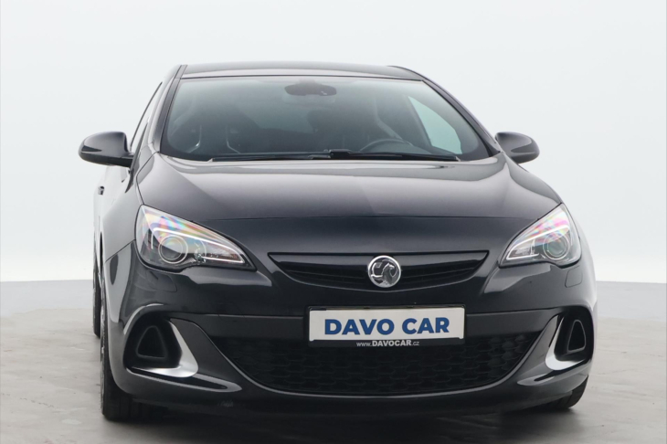 Opel Astra 2,0 T 206kW OPC Black Edit. CZ