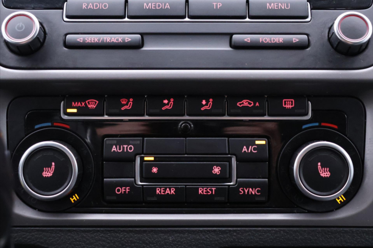 Volkswagen Caravelle 2,0 TDI 132kW DSG 8-Míst Long