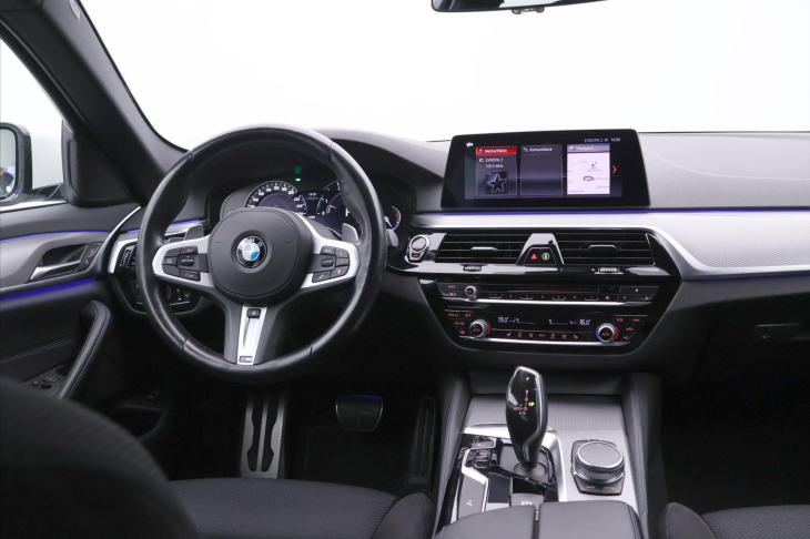 BMW Řada 5 2,0 dA 140kW M-Paket, Záruka