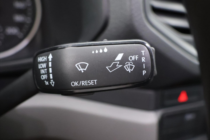 Volkswagen Crafter 2,0 TDI 5-Míst Webasto DPH