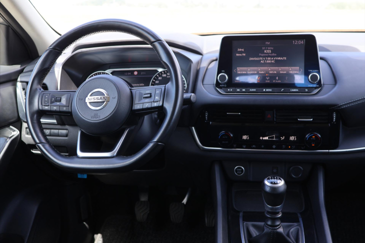 Nissan Qashqai 1,3 DIG-T MHEV Business Tažné