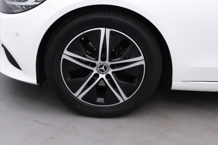 Mercedes-Benz Třídy C 1,6 C180 115 kW Full LED