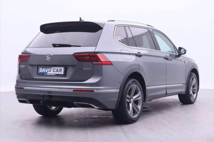 Volkswagen Tiguan Allspace 2,0 TDI DSG R-line 4M 1Maj DPH