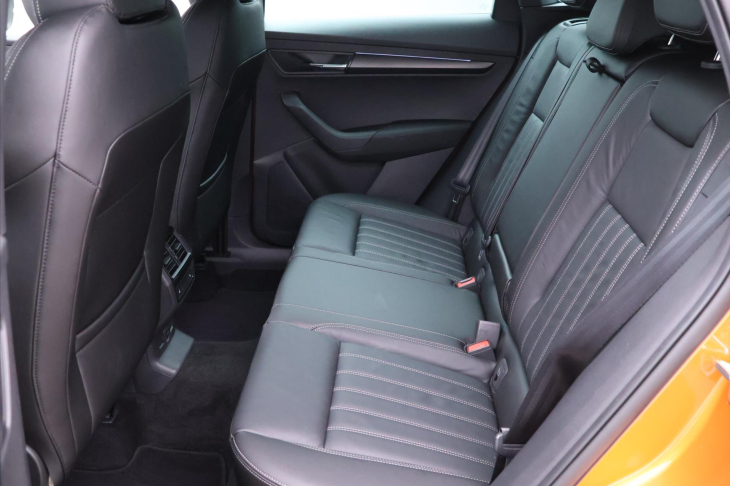 Škoda Karoq 2,0 TDI DSG Sportline 4x4 DPH