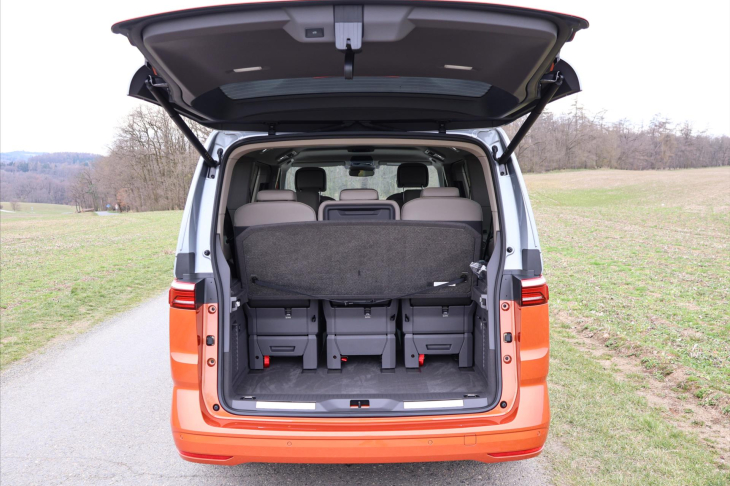 Volkswagen Multivan 2,0 TDI DSG Long Style 7-Míst