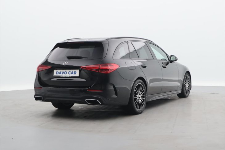 Mercedes-Benz Třídy C 2.0 220d 147kW AMG-Line