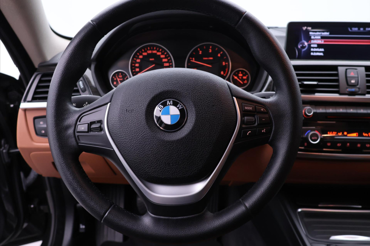 BMW Řada 4 2,0 420d 135kW Luxury Xenon