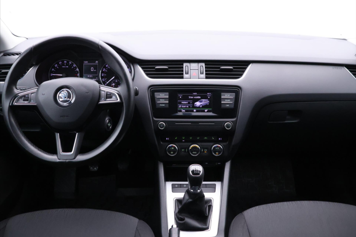 Škoda Octavia 2,0 TDI 110kW CZ Style Kessy