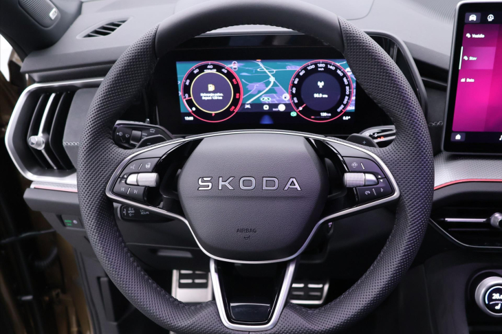Škoda Kodiaq 2,0 2.0 TDI Sportline 4x4 DSG