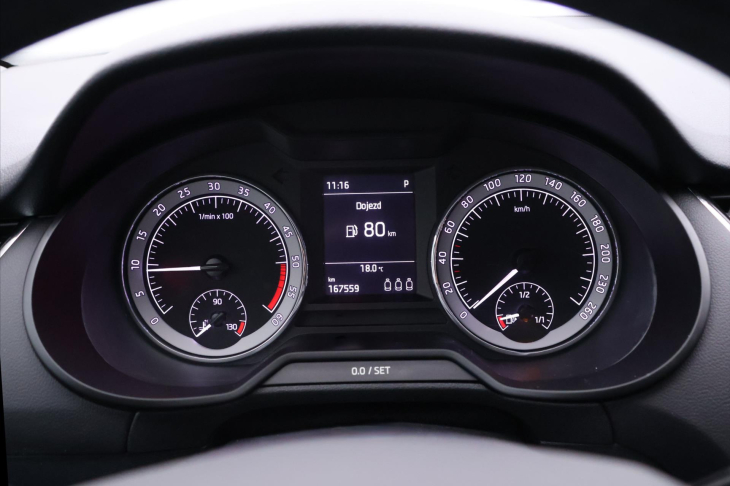 Škoda Octavia 1,6 TDI 85kW DSG CZ Style DPH