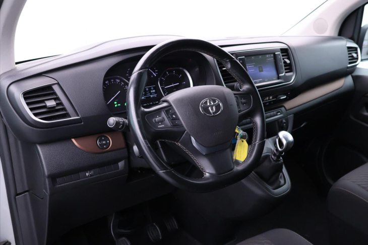 Toyota ProAce Verso 2,0 110kW CZ 8-Míst DPH