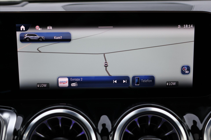 Mercedes-Benz GLB 2,0 220 4Matic AMG Premium