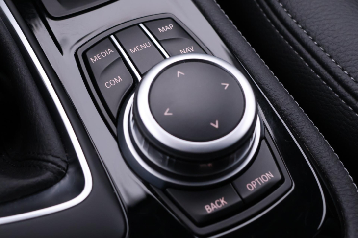 BMW Řada 2 1,5 216d Automat CZ Kůže LED