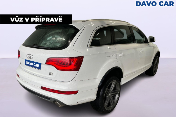 Audi Q7 3,0 TDI 180kW S-LINE CZ 7 Míst