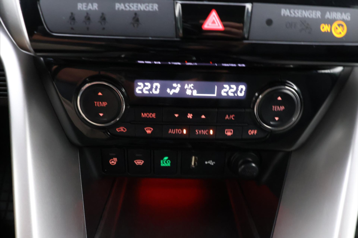 Mitsubishi Eclipse Cross 1,5 T-Mivec 120kW LED Kůže