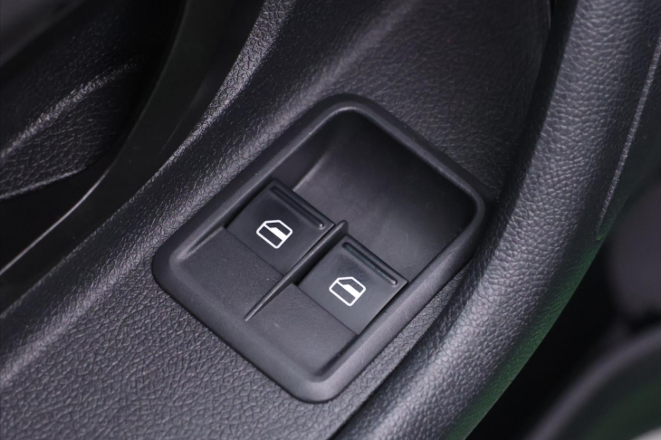 Škoda Fabia 1,2 12V 44kW Ambiente+ CZ