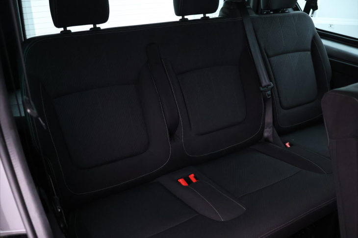 Renault Trafic 1,6 dCi 92kW Cool 8-Míst CZ DPH