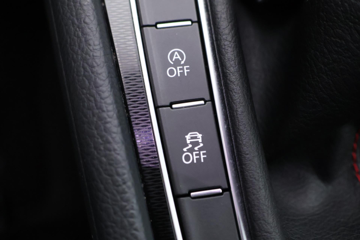 Volkswagen Golf 2,0 GTI 169kW Performance