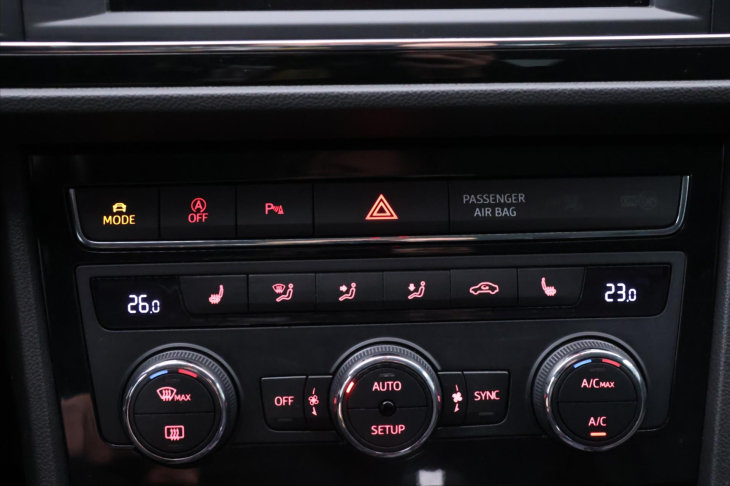 Seat Leon 1,8 TSI 132kW DSG CZ FR LED