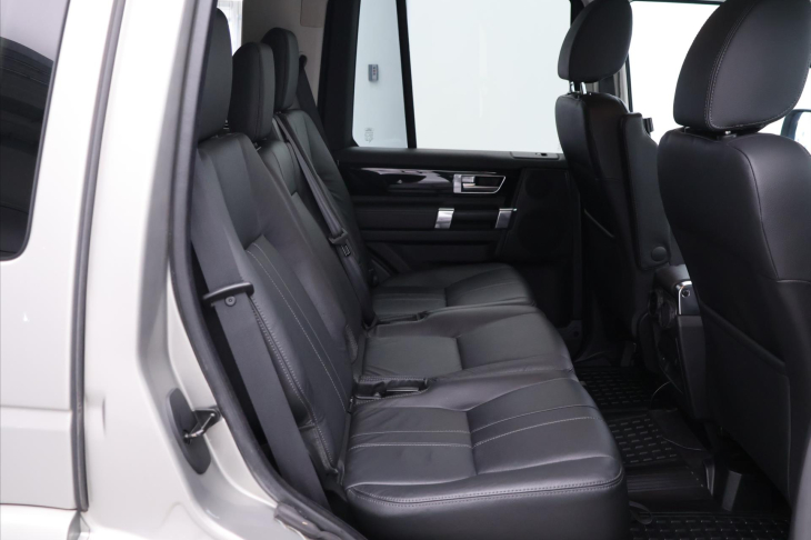 Land Rover Discovery 3,0 TDV6 HSE CZ