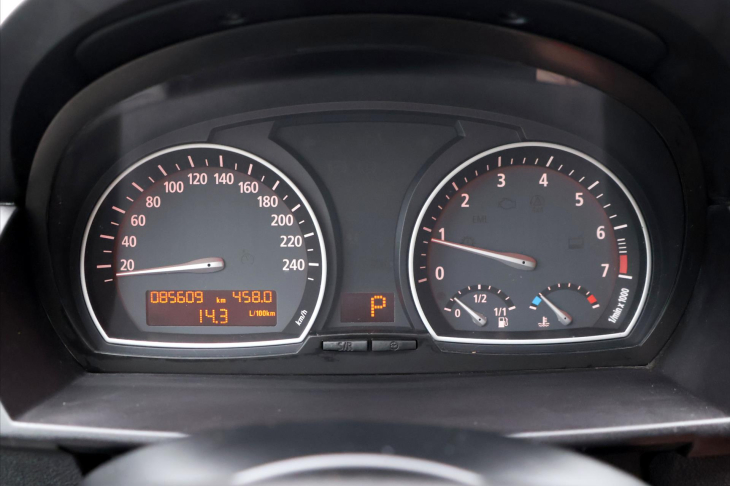 BMW X3 2,5 R6 141KW CZ Aut. 4x4