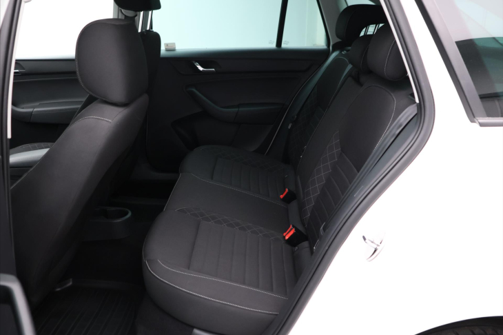 Škoda Rapid 1,2 TSI 81kW Style CZ