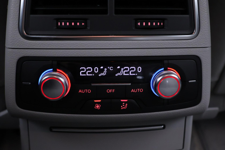 Audi A6 3,0 TDI 150KW Aut. Quattro CZ