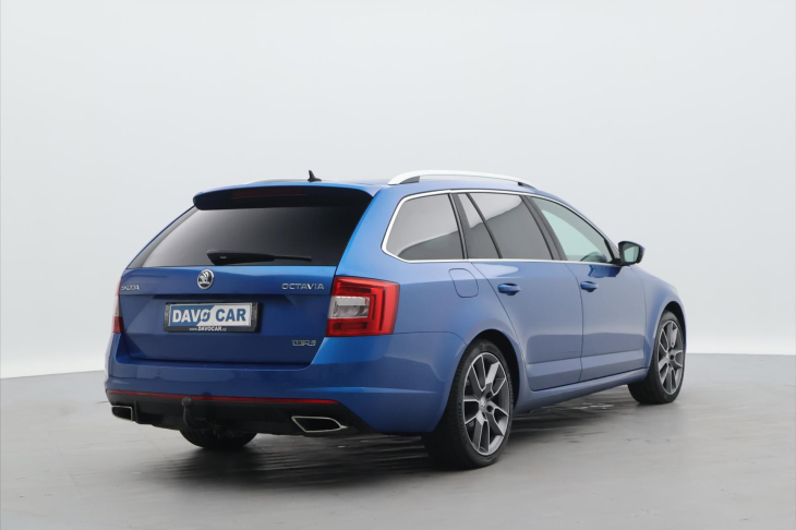 Škoda Octavia 2,0 TDI 135kW Webasto Tažné RS