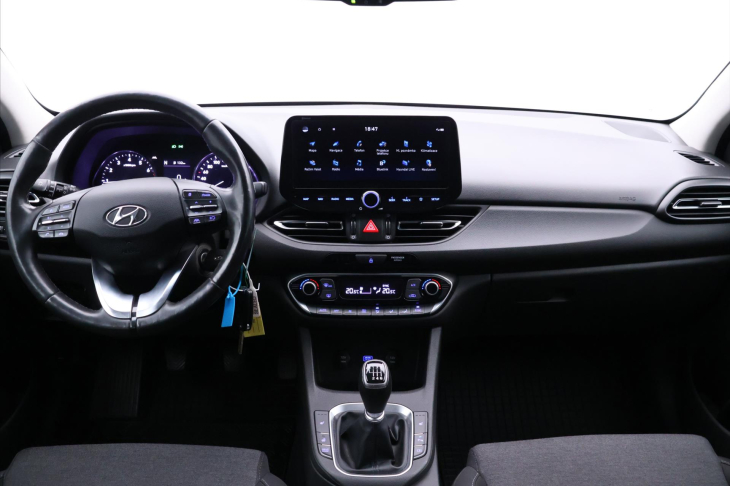 Hyundai i30 1,5 T-GDI 117 kW Family Smart Tažné
