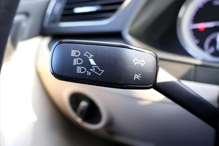 Škoda Superb 2,0 TDI DSG 4x4 CZ Style DPH
