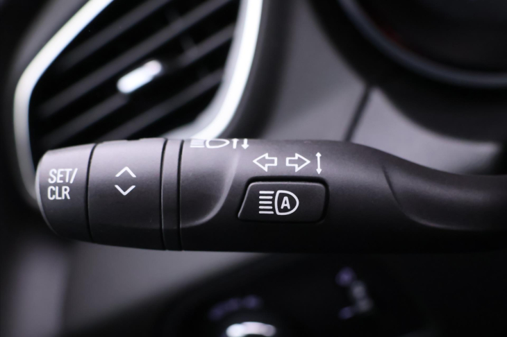 Opel Grandland X 1,6 TURBO PHEV 4x4 Innovation