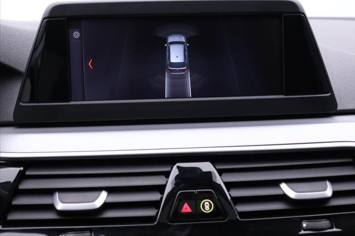 BMW Řada 5 3,0 530d Xdrive 195kW Aut.