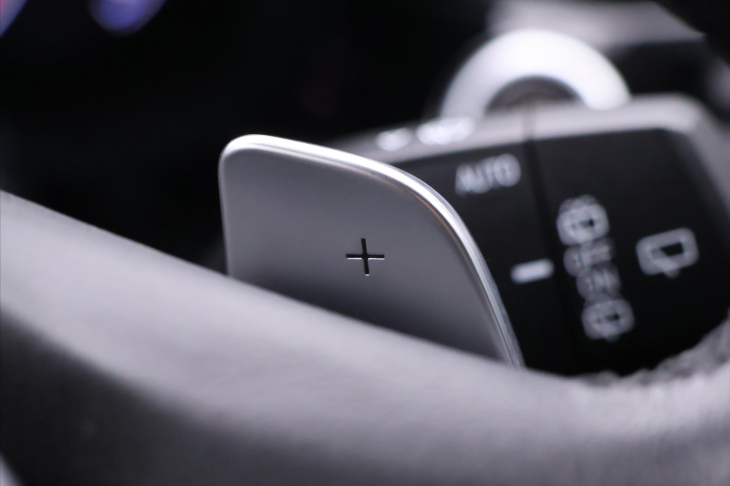 BMW Řada 5 2,0 520d 140 kW CZ DPH 1.Maj.