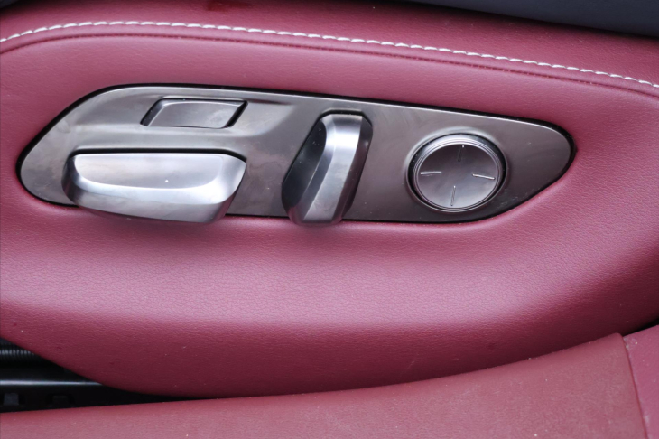 Lexus LS 500h 3,5 HEV 220kW Aut. 4x4 CZ