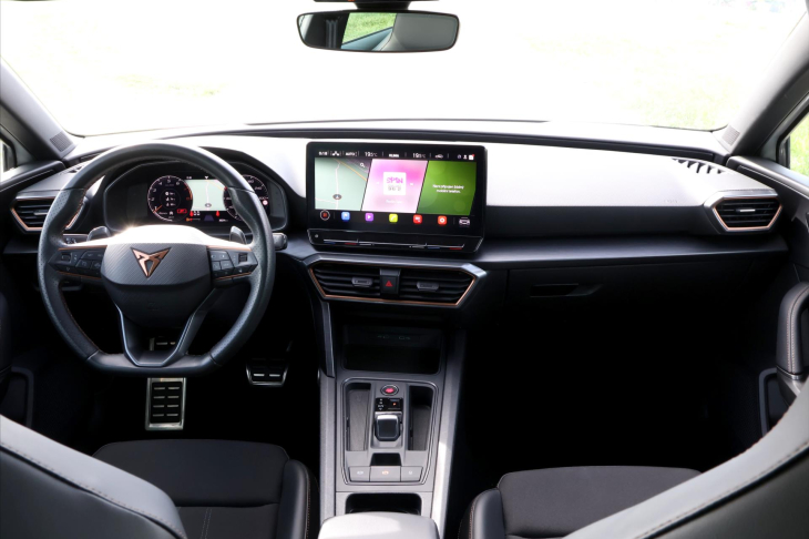 Cupra Leon 2,0 TSI 180kW Cupra DSG DPH ST