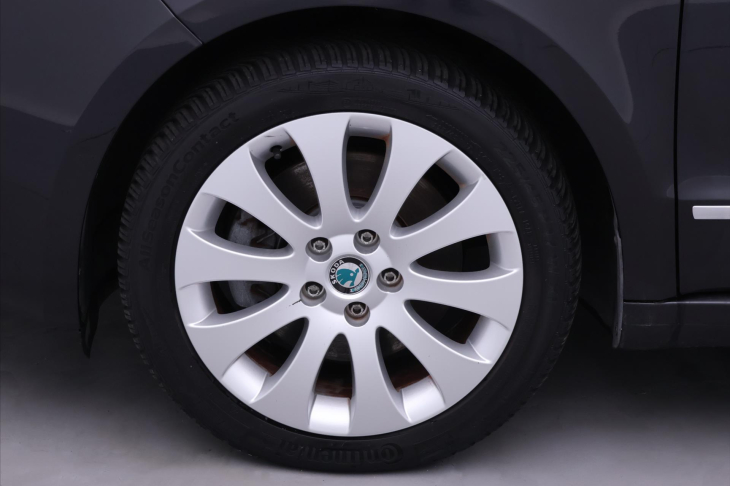 Škoda Superb 1,4 TSI Elegance Navi 1.Maj.