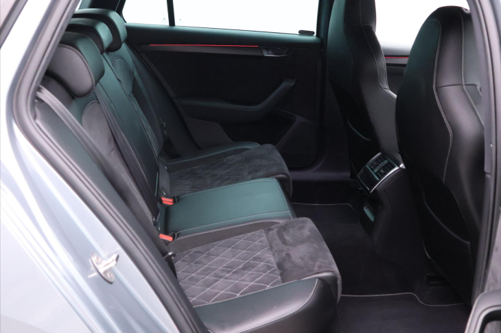 Škoda Superb 2,0 147 kW Sportline DSG DPH