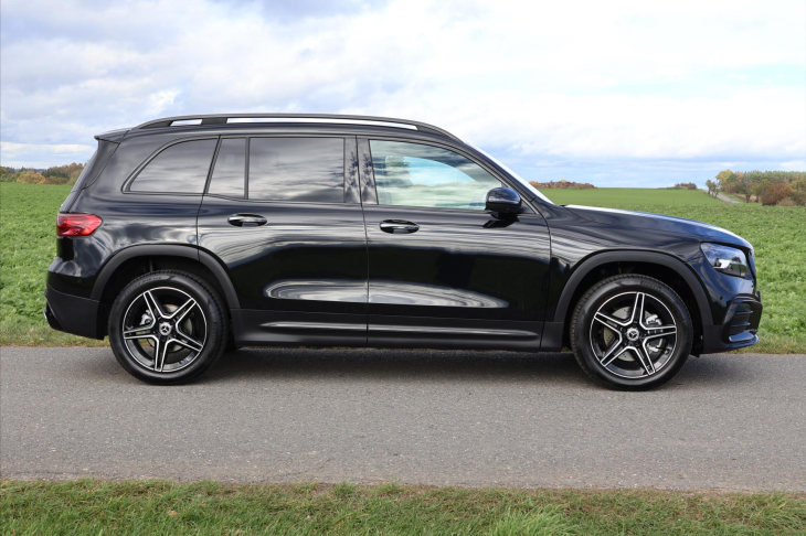 Mercedes-Benz GLB 2,0 200d 4MATIC AMG Premium +