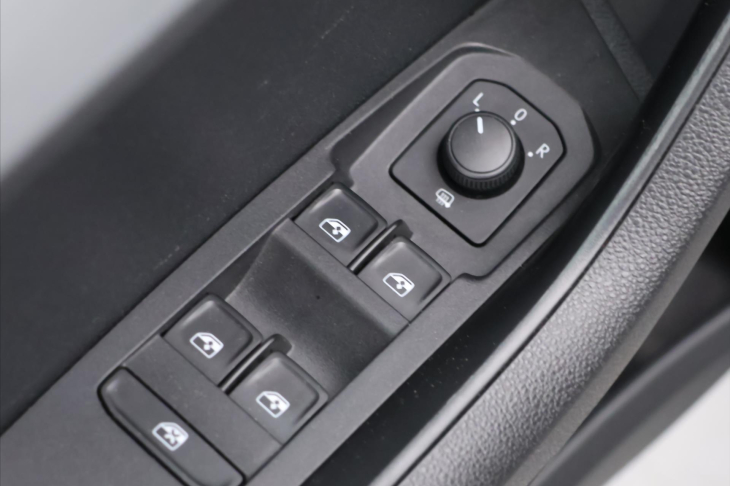 Škoda Karoq 2,0 TDI 110kW 4x4 CZ LED 2.Maj