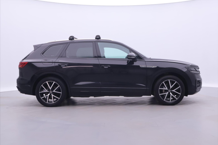 Volkswagen Touareg 3,0 TDI 210kW R-Line Tiptronic CZ DPH