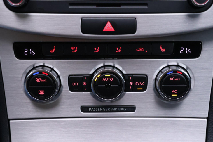 Volkswagen Passat 1,4 TSI 90kW Highline 1.Maj.