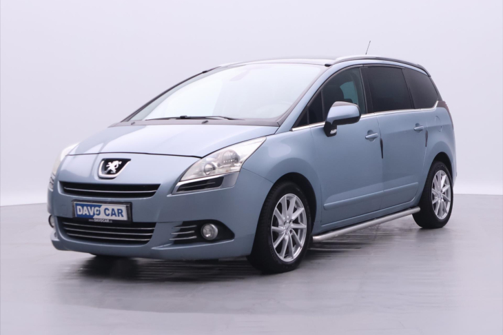 Peugeot 5008 2,0 HDI 110kW CZ Panorama