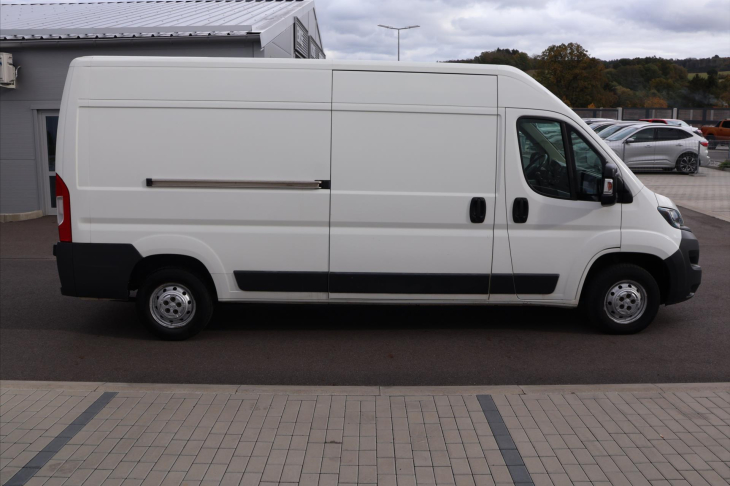 Peugeot Boxer 2,0 BlueHDi 120kW DPH L3H2 CZ